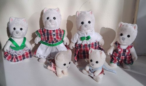 Angus mcwalkies sylvanian - angus,